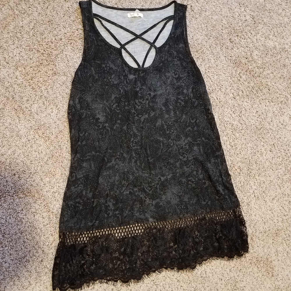 Maurices top
